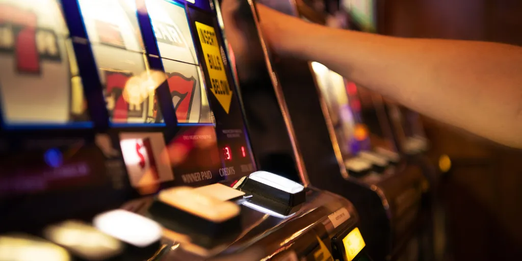 สล็อตเว็บตรงยอดนิยม แหล่งทำเงินที่ทุกคนต้องรู้จัก